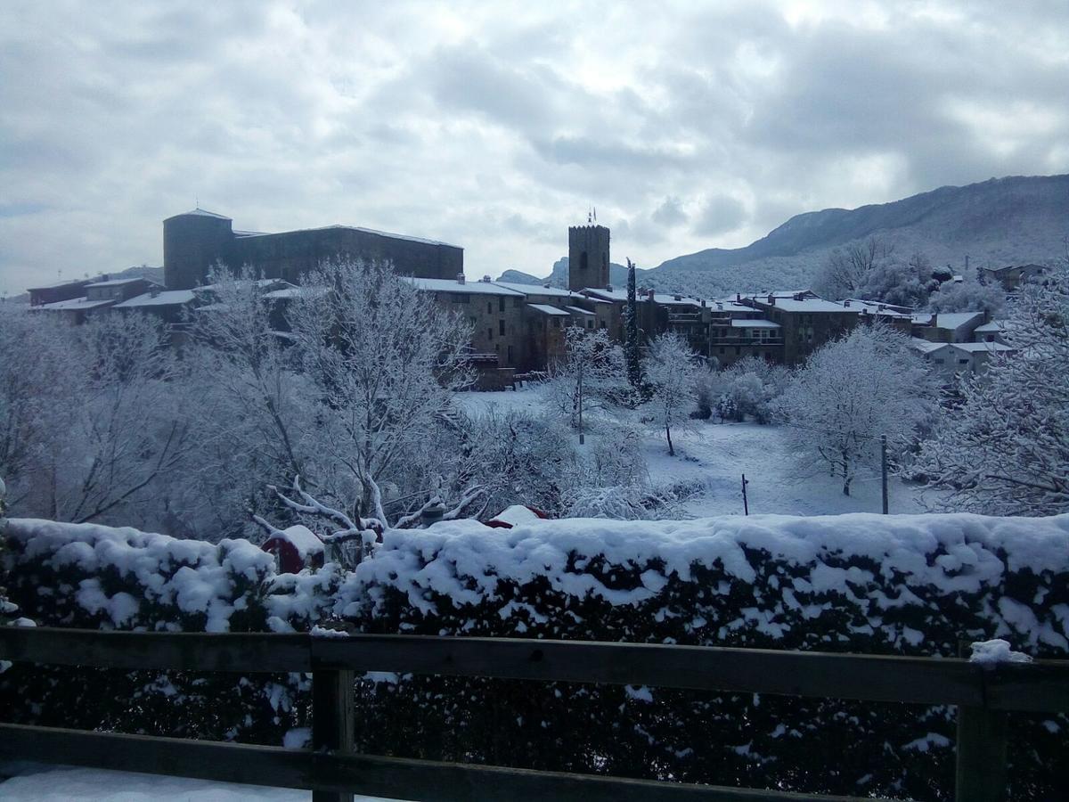 Mas Pardas Santa Pau Exteriör bild